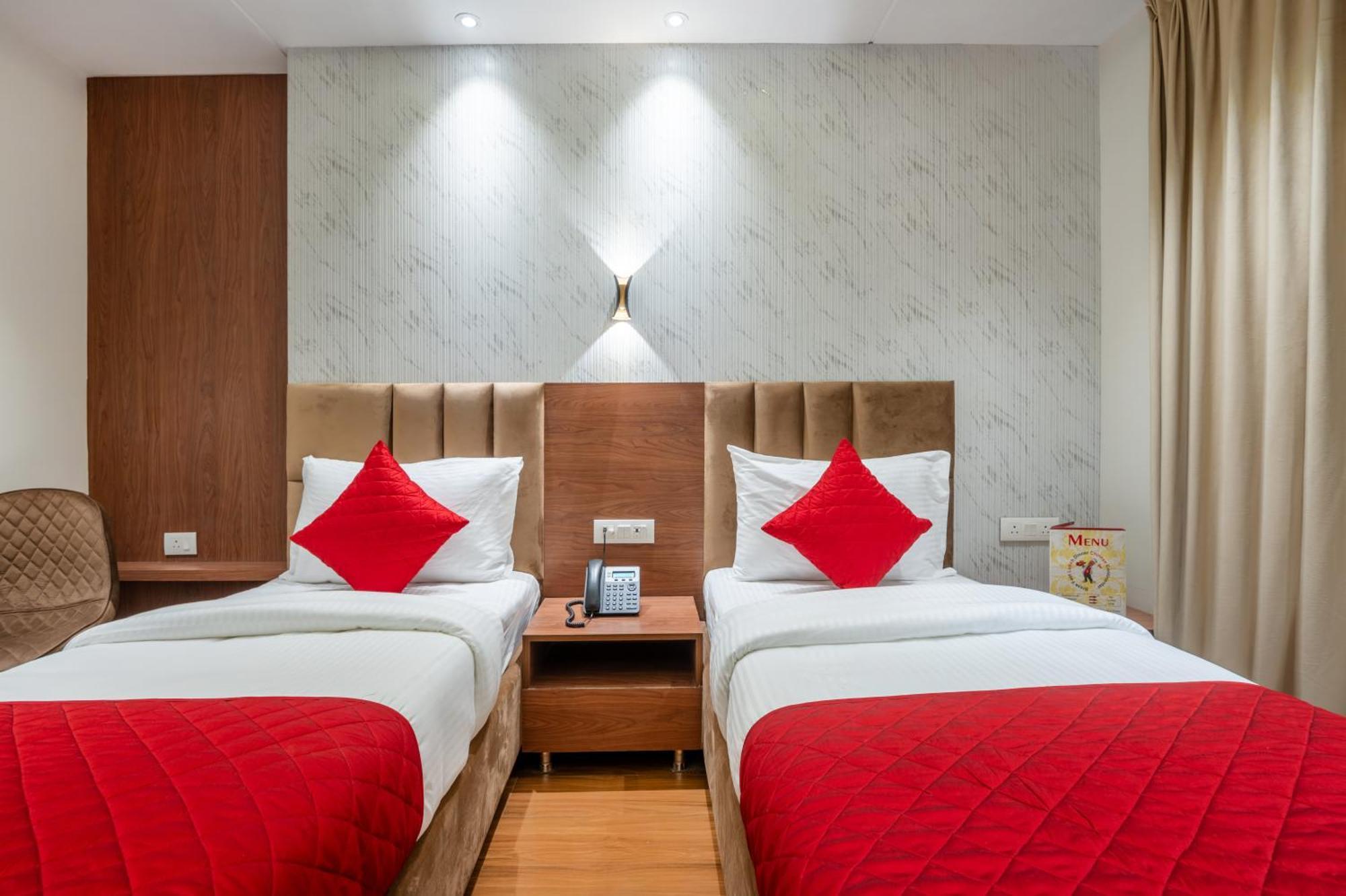 Hotel Avaas - Faiz Road Karol Bagh Delhi Zewnętrze zdjęcie