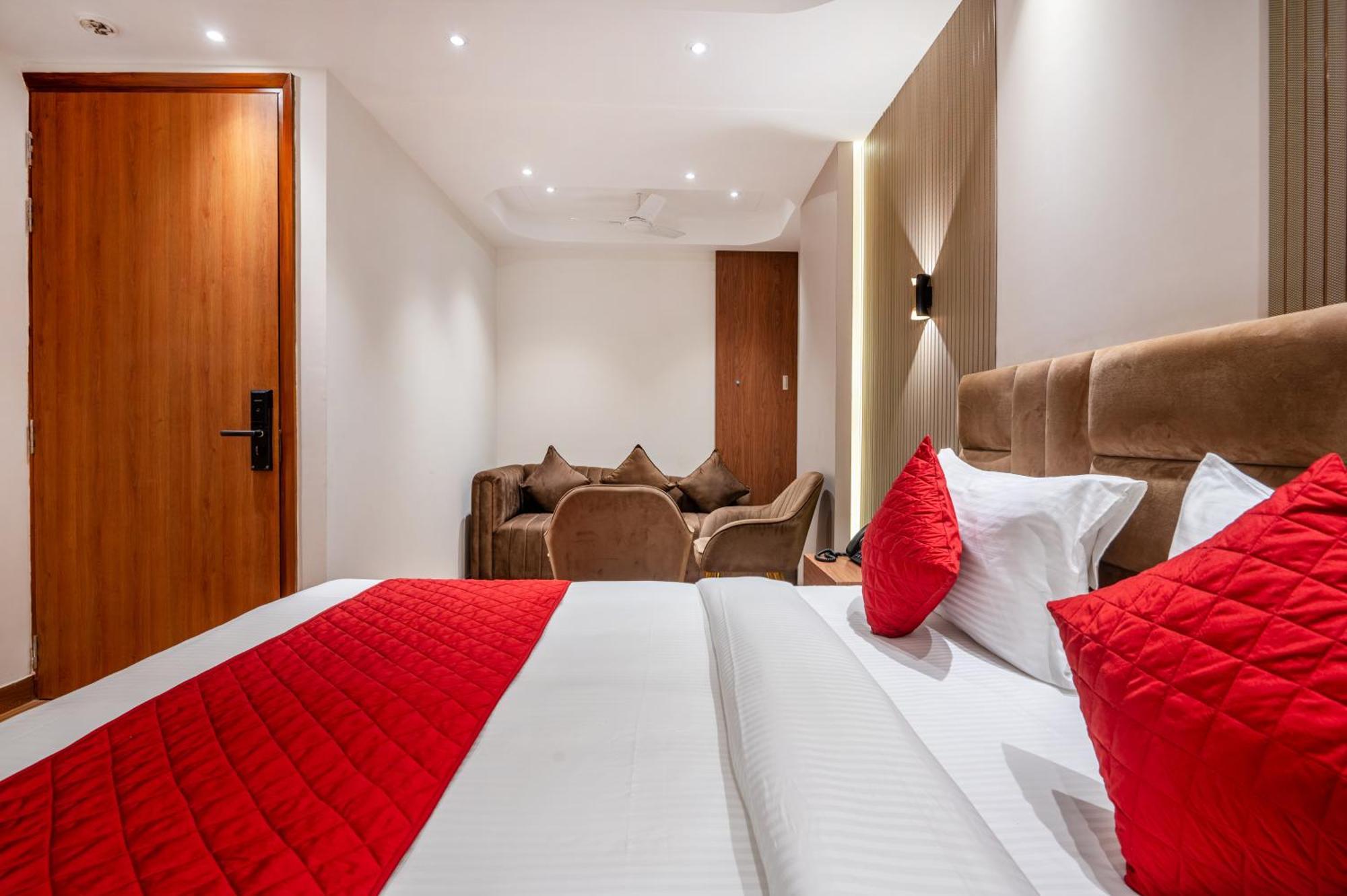 Hotel Avaas - Faiz Road Karol Bagh Delhi Zewnętrze zdjęcie