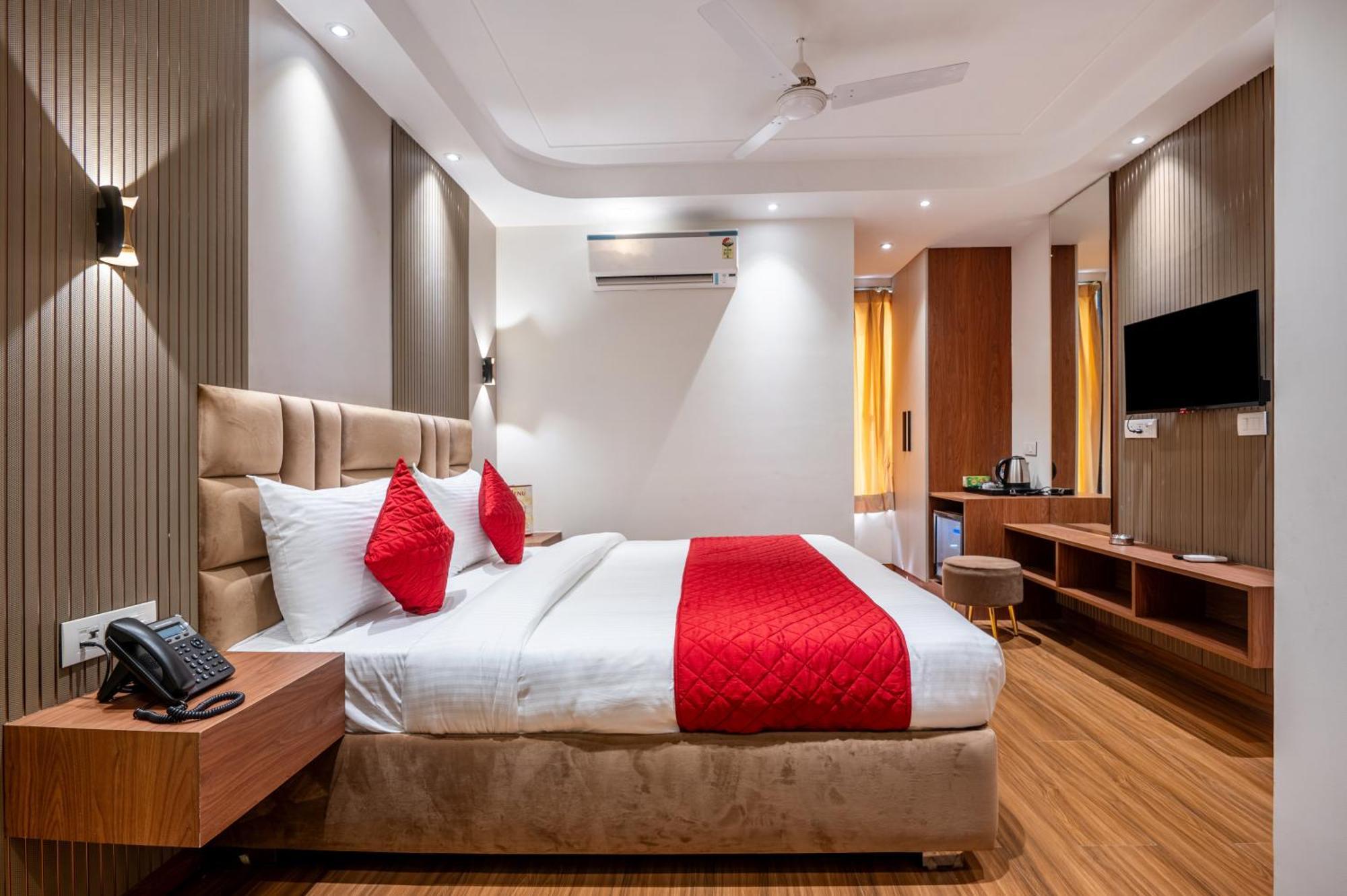Hotel Avaas - Faiz Road Karol Bagh Delhi Zewnętrze zdjęcie