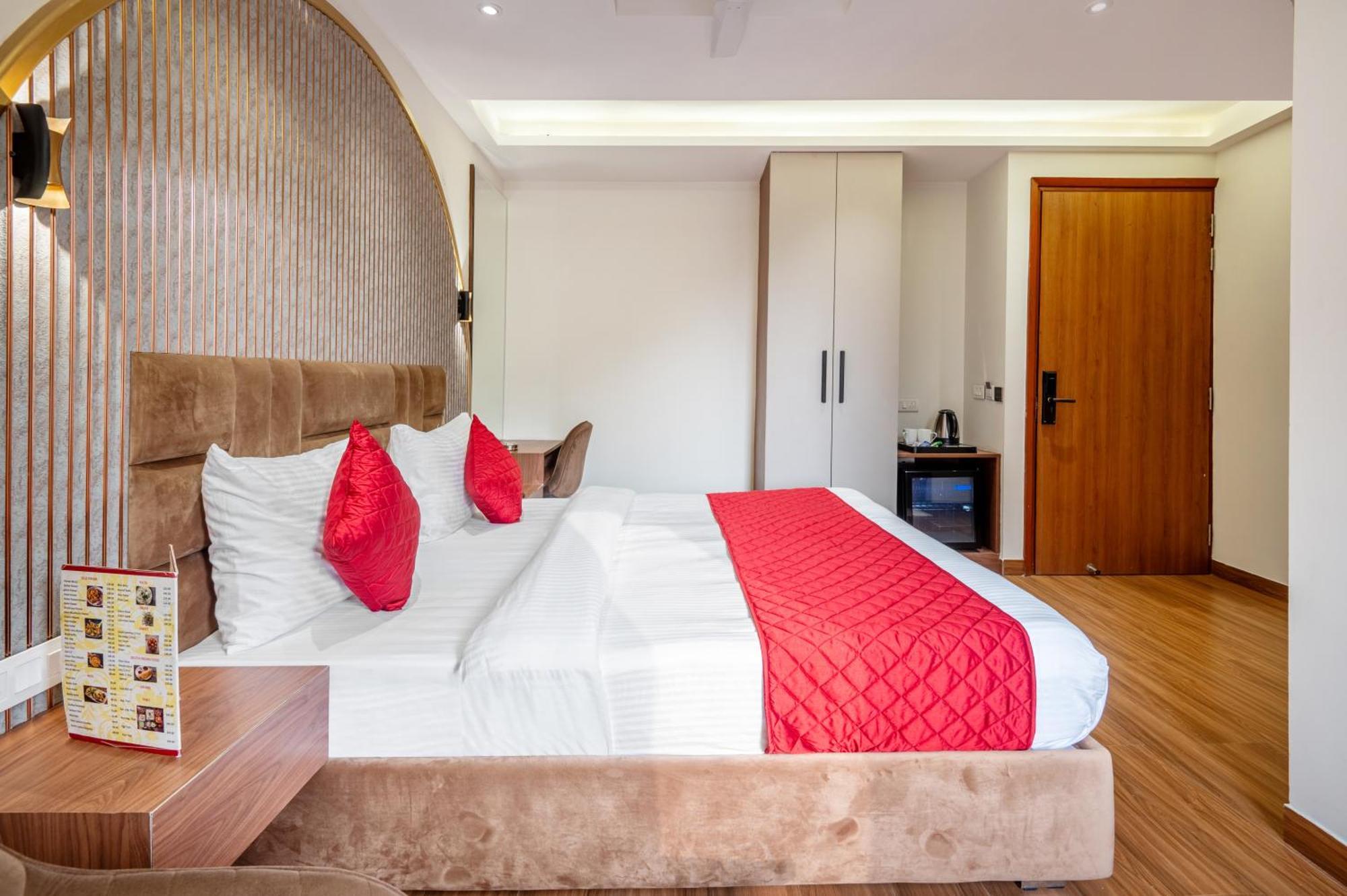Hotel Avaas - Faiz Road Karol Bagh Delhi Zewnętrze zdjęcie