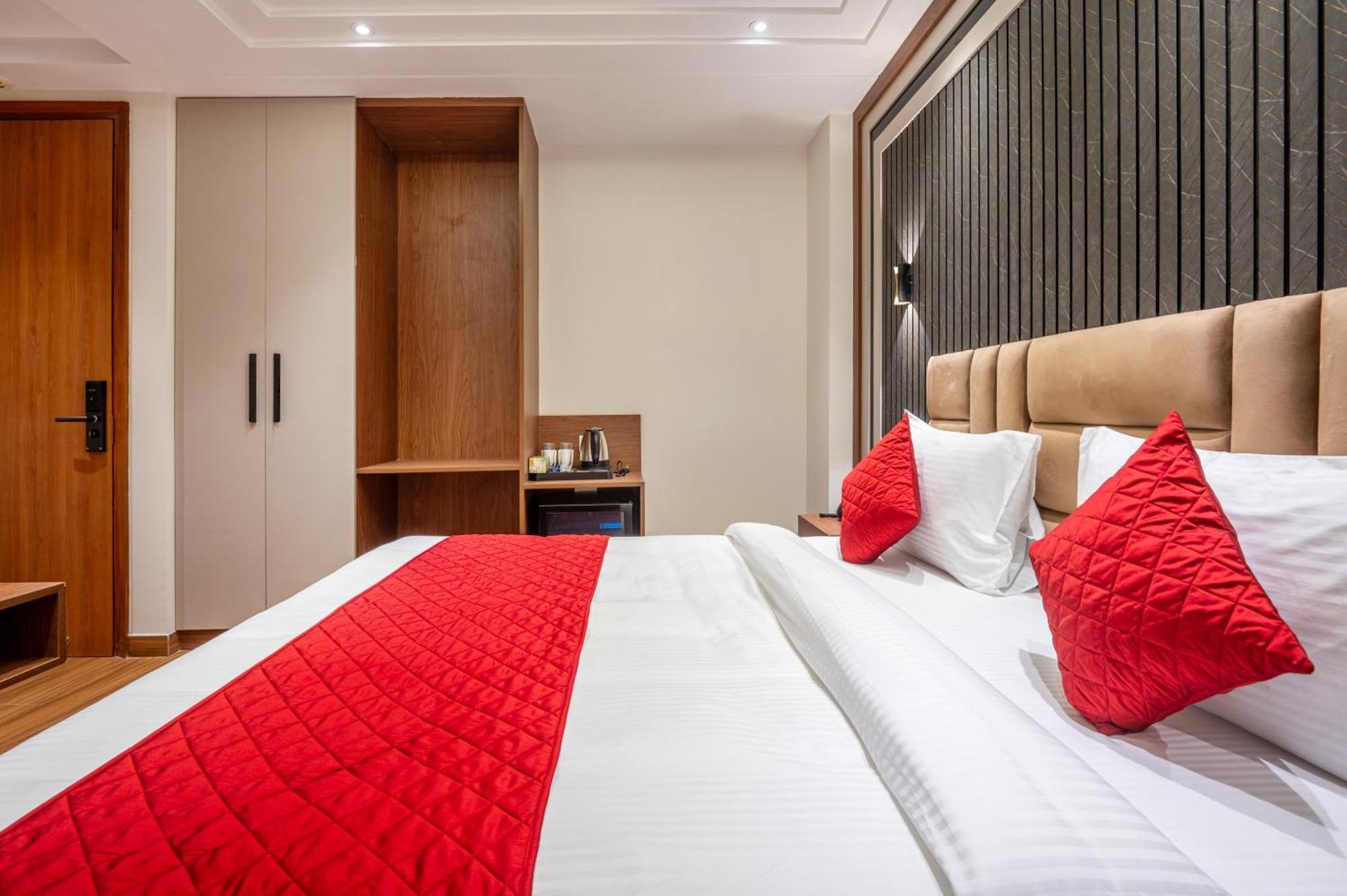 Hotel Avaas - Faiz Road Karol Bagh Delhi Zewnętrze zdjęcie